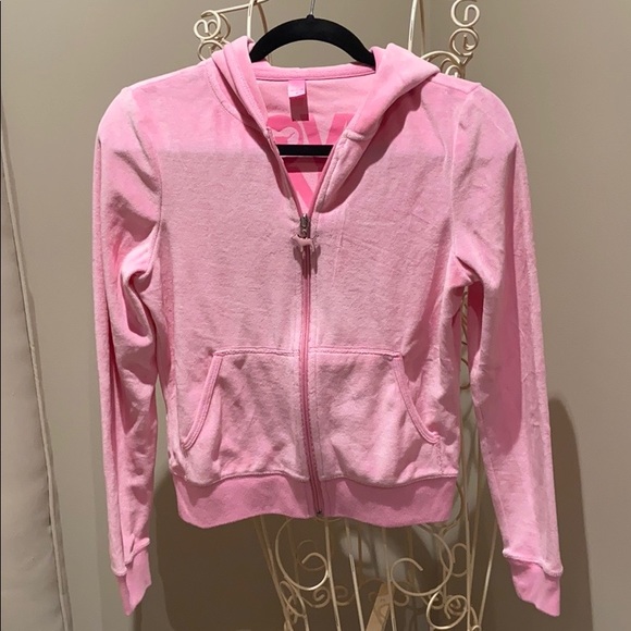 Victoria's Secret Tops - 💕Pink by Victoria Secret hoodie